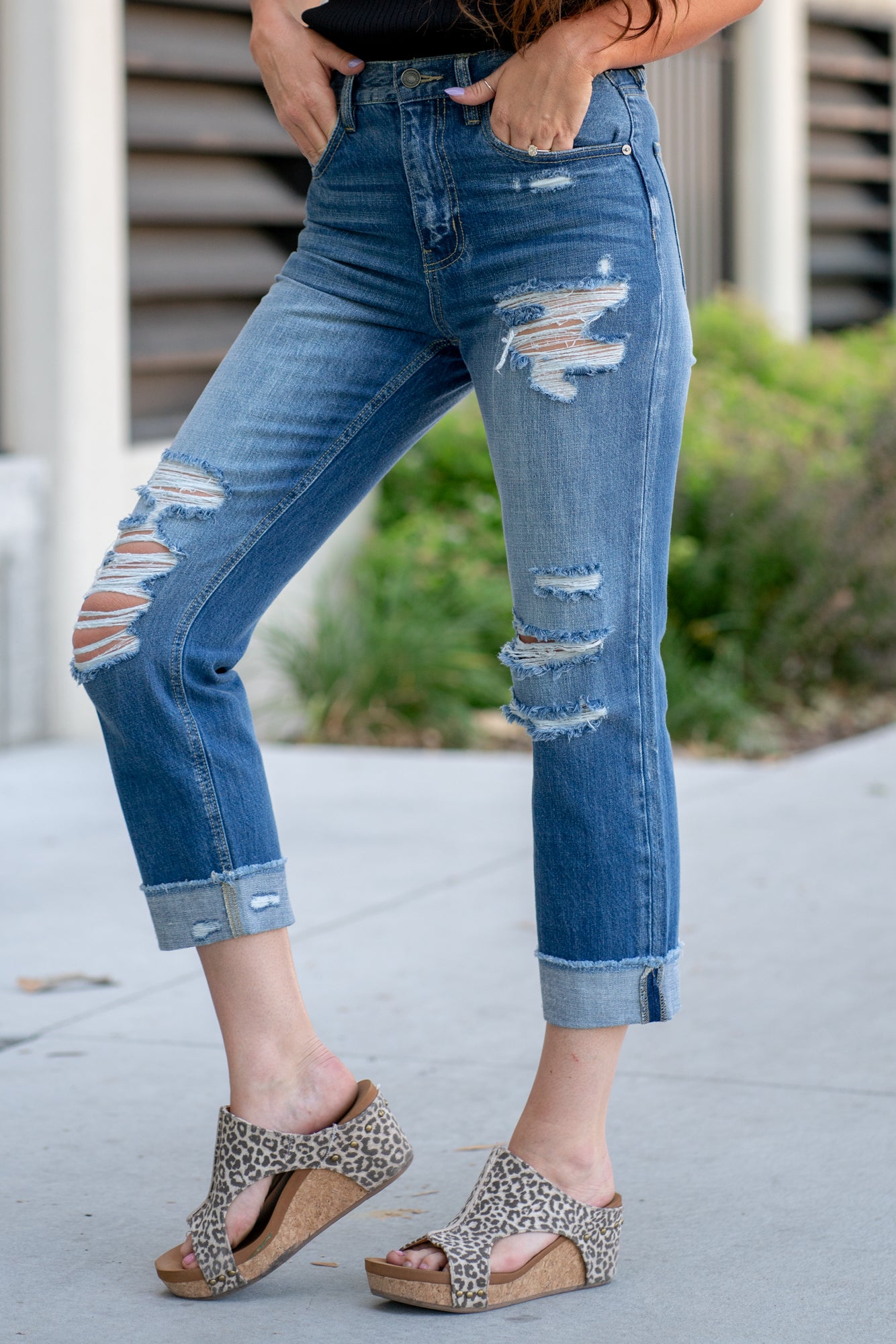 KanCan Distressed store jeans