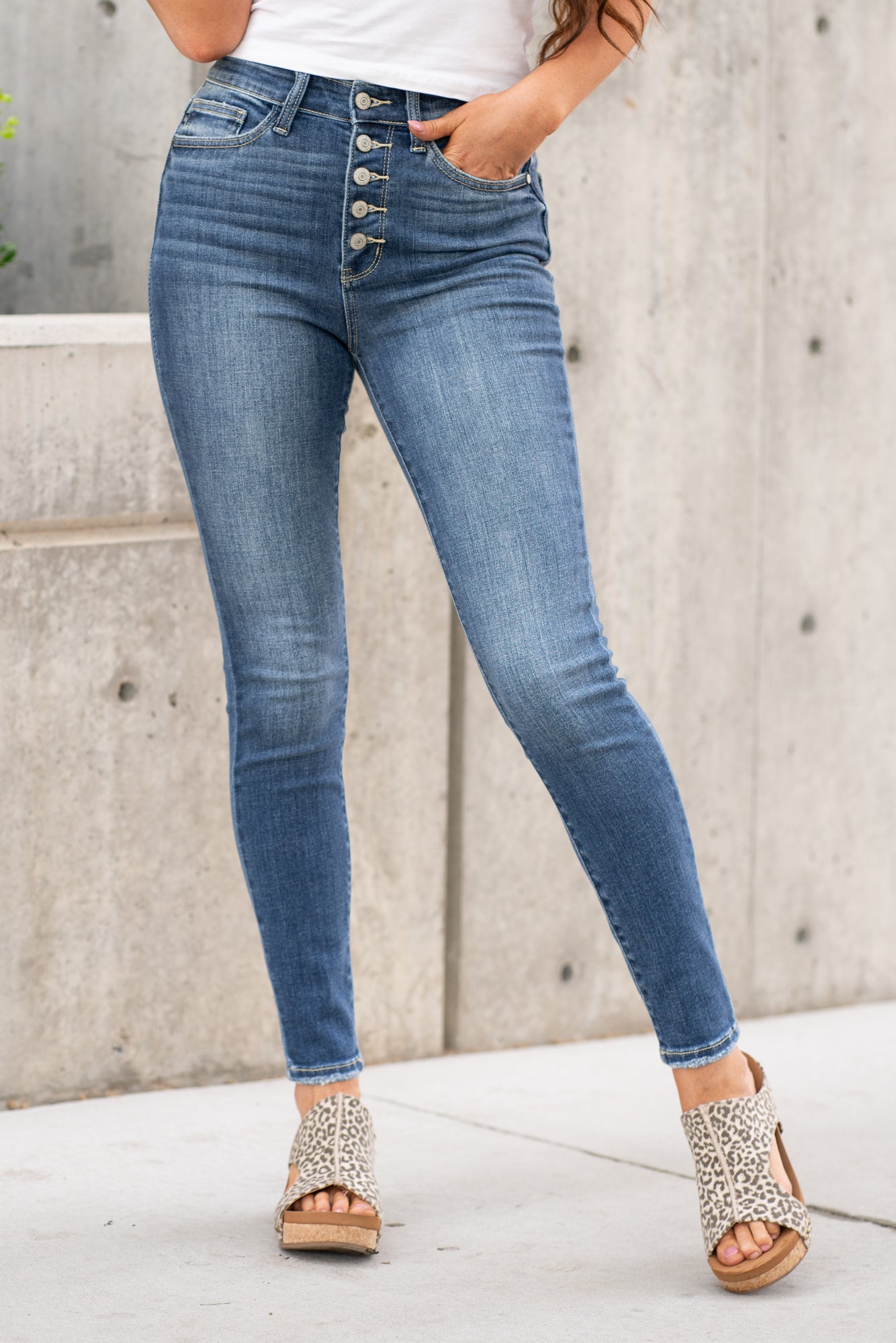 Judy Blue Jeans Loveland Mid Rise Tummy Control Top Skinny Medium