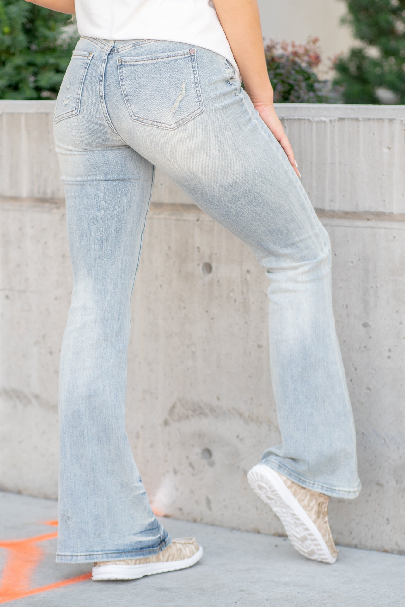 Pin on High waist jeans