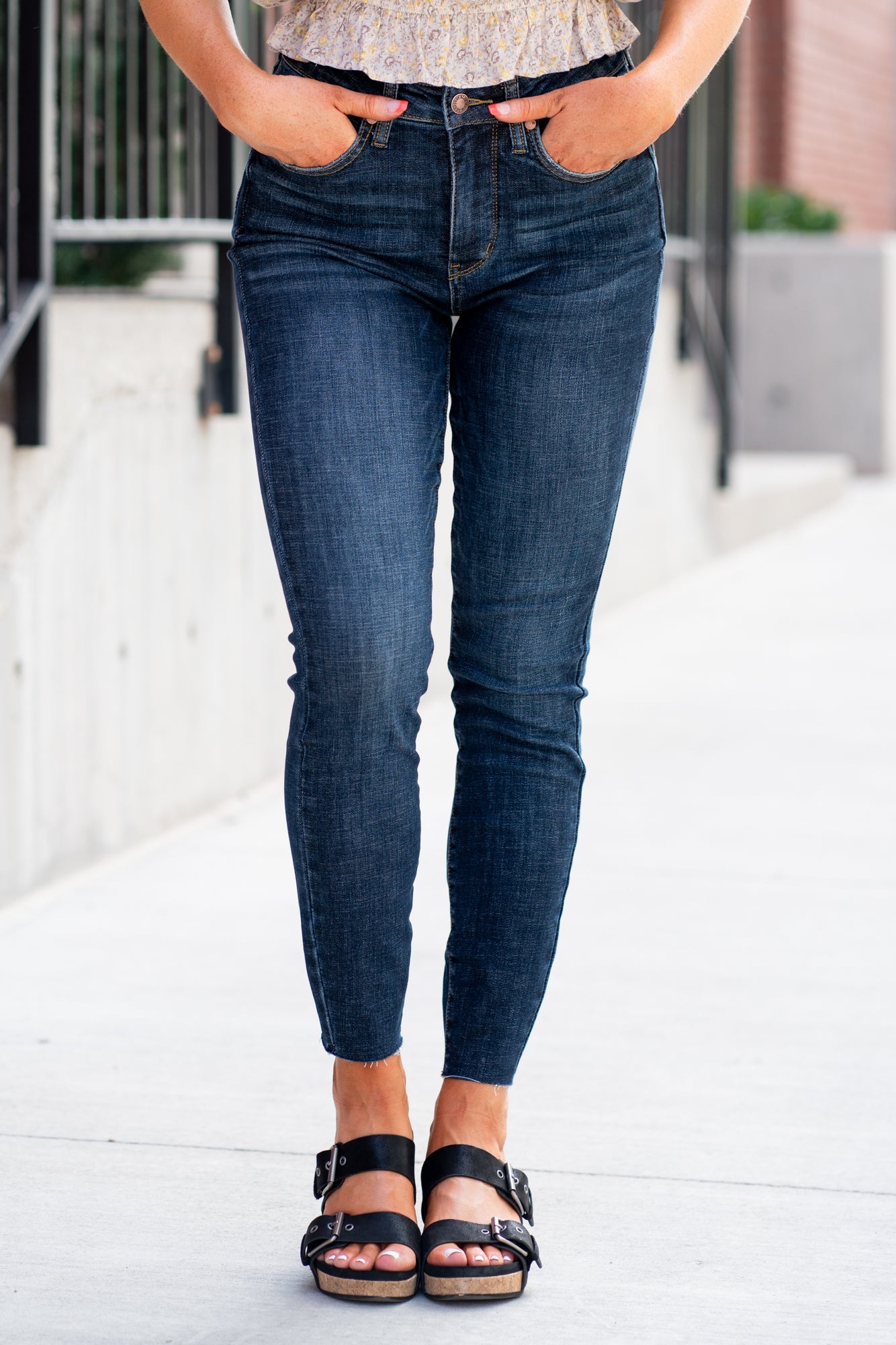 Judy Blue Jeans  Plus Size Navy Tummy Control Top High Rise Wide Leg Crop  JB88807-PL – American Blues