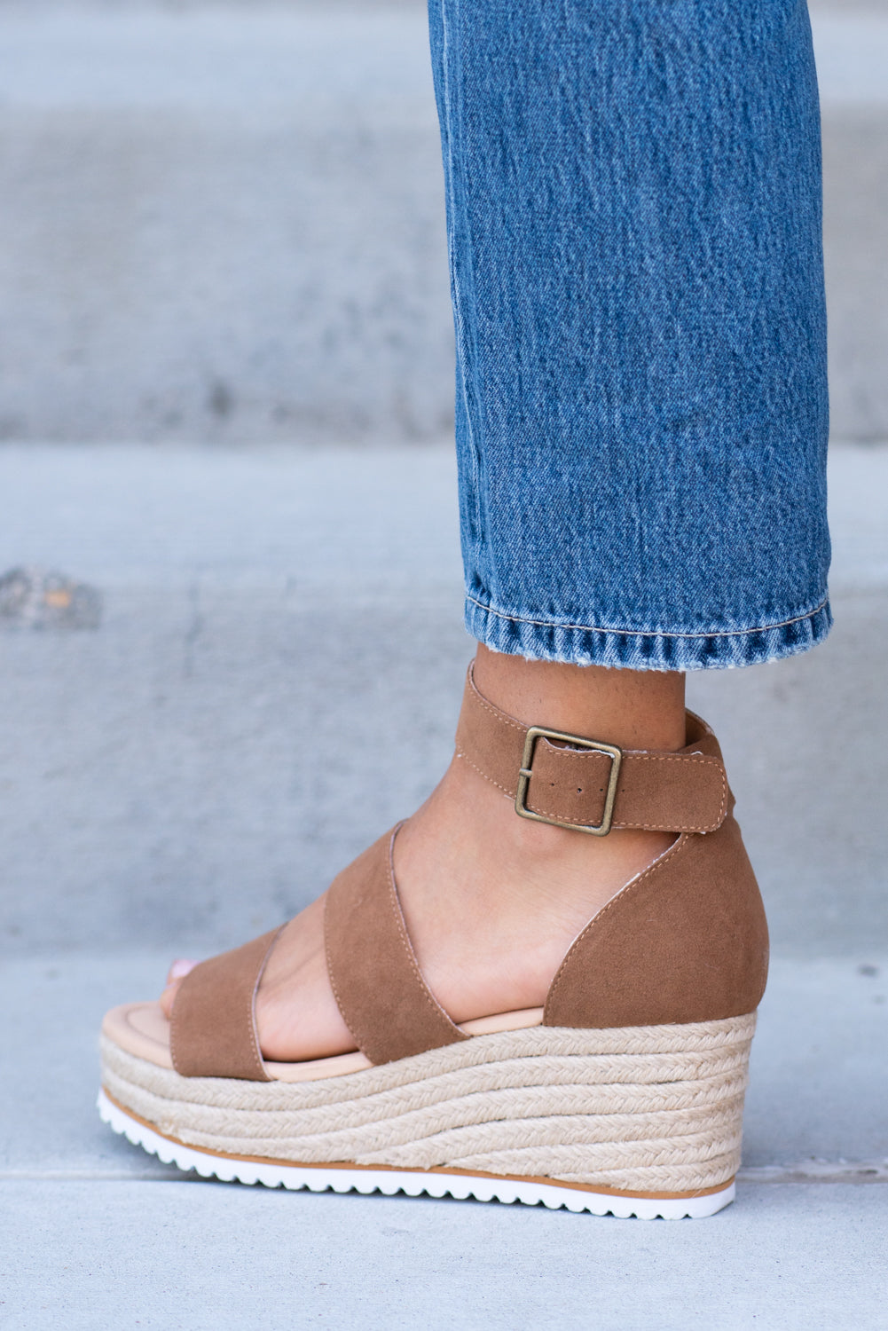 Mi.iM Shoes | Oasis Society Slyvie Heeled Sandals Camel – American