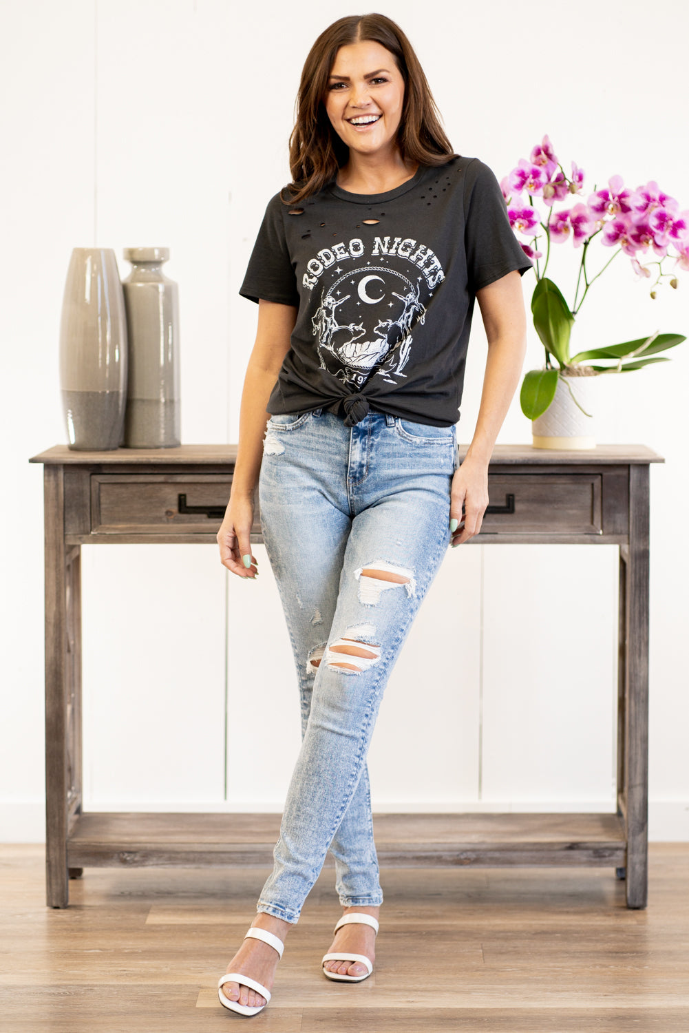 VERVET by Flying Monkey Jeans This comfortable high rise ankle skinny's have a distressed knee & legs. Pair with a graphic tee and sandals this season for a casual look. Collection: Spring 2021 Skinny, 29" Inseam  Ripped Destroyed Hem Legs Rise: High Rise, 10" Front Rise 93% COTTON , 5% POLYESTER , 2% SPANDEX Machine Wash Separately In Cold Water Stitching: Classic Fly: Zipper Style #: T5205 Contact us for any additional measurements or sizing.