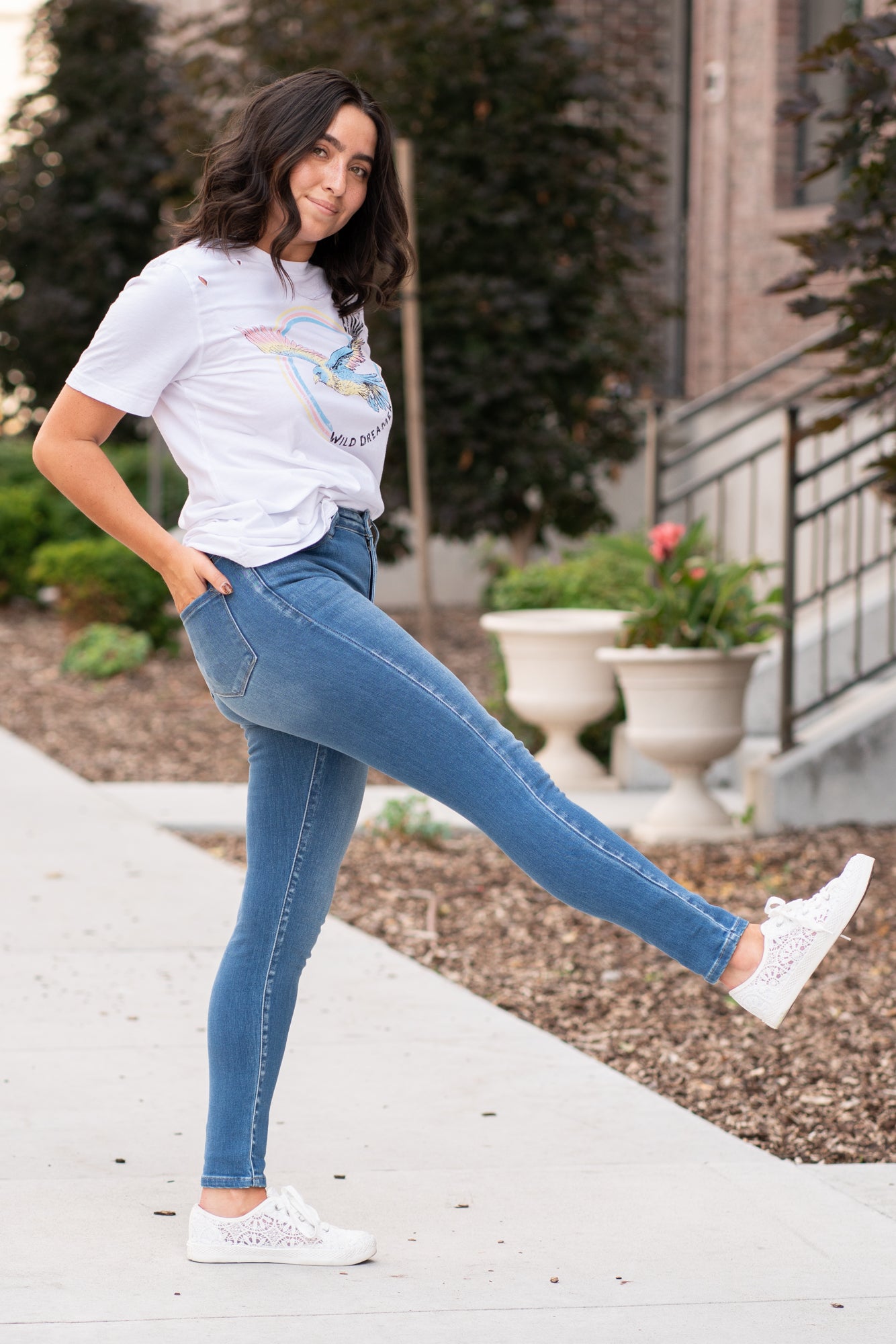 Kan Can Jeans Color: Medium Wash Cut: Skinny, 29" Inseam  Rise: High Rise, 10.5" Front Rise Booty Lift Seams  COTTON 94.9% POLYESTER 3.8% SPANDEX 1.3% Fly: Zip Fly Style #: KC7342M Contact us for any additional measurements or sizing. 