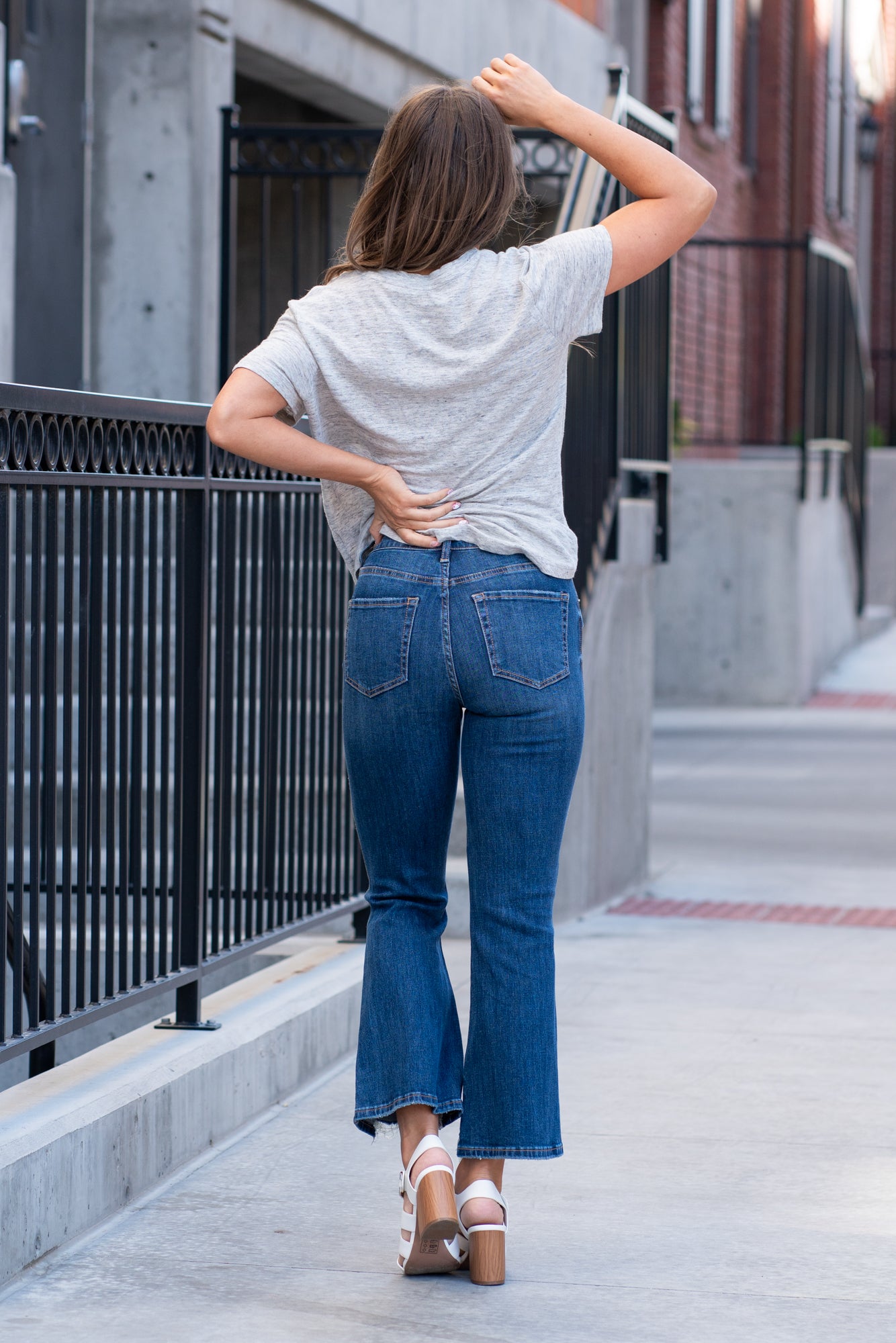 Jeans mid rise hot sale cropped flare