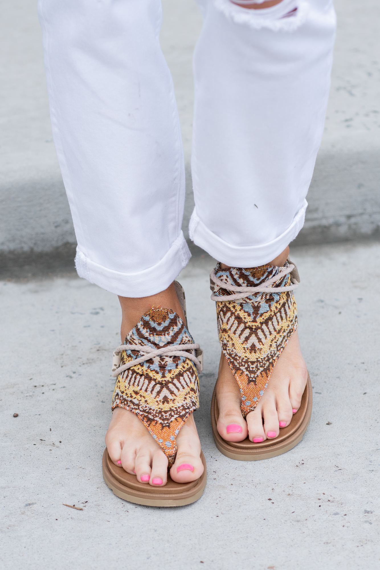 SonChiraiya Hand Made Men Flat Slipper/Sandals/ Chappals for Men/Ethnic  Sandals- Tan (UK-6) : Amazon.in: Fashion