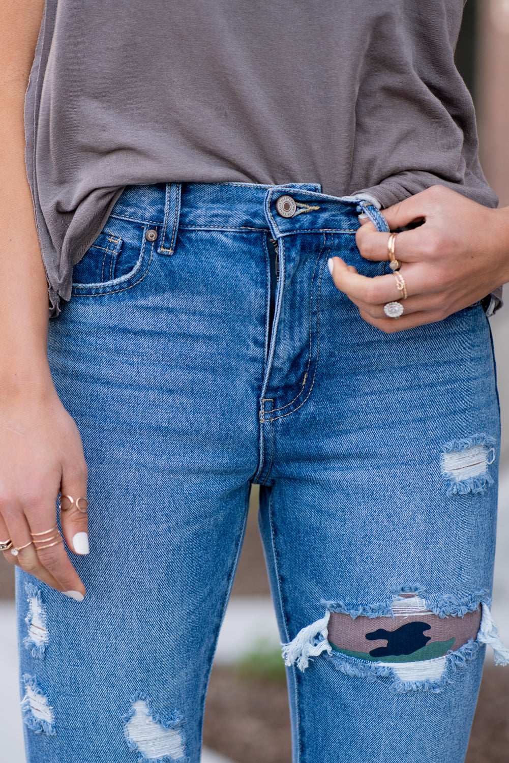 KanCan Jeans These 100% cotton mom jeans will become your go to! With no spandex, these jeans will mold to your body shape and feel amazing. Pair with heels or tennies, you cant go wrong with a high rise straight like these. Collection: Spring 2021 Color: Medium Blue Wash Cut: Straight Fit, 27" Inseam  Rise: High-Rise, 11" Front Rise 100% Cotton Fly: Zipper  Style #: KC7859M  Contact us for additional questions about size or fit.